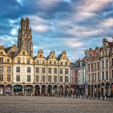 Ferienwohnung Jardin De La Prefecture Arras Exterior foto
